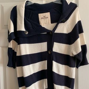 Hollister short sleeve sweater